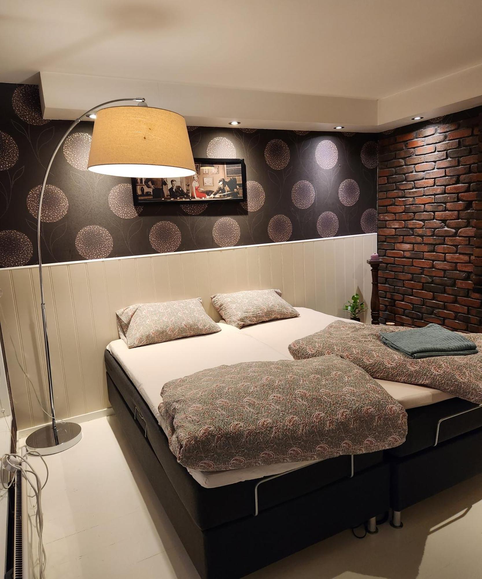 Full Privacy Townhome In Oslo With Wifi 外观 照片