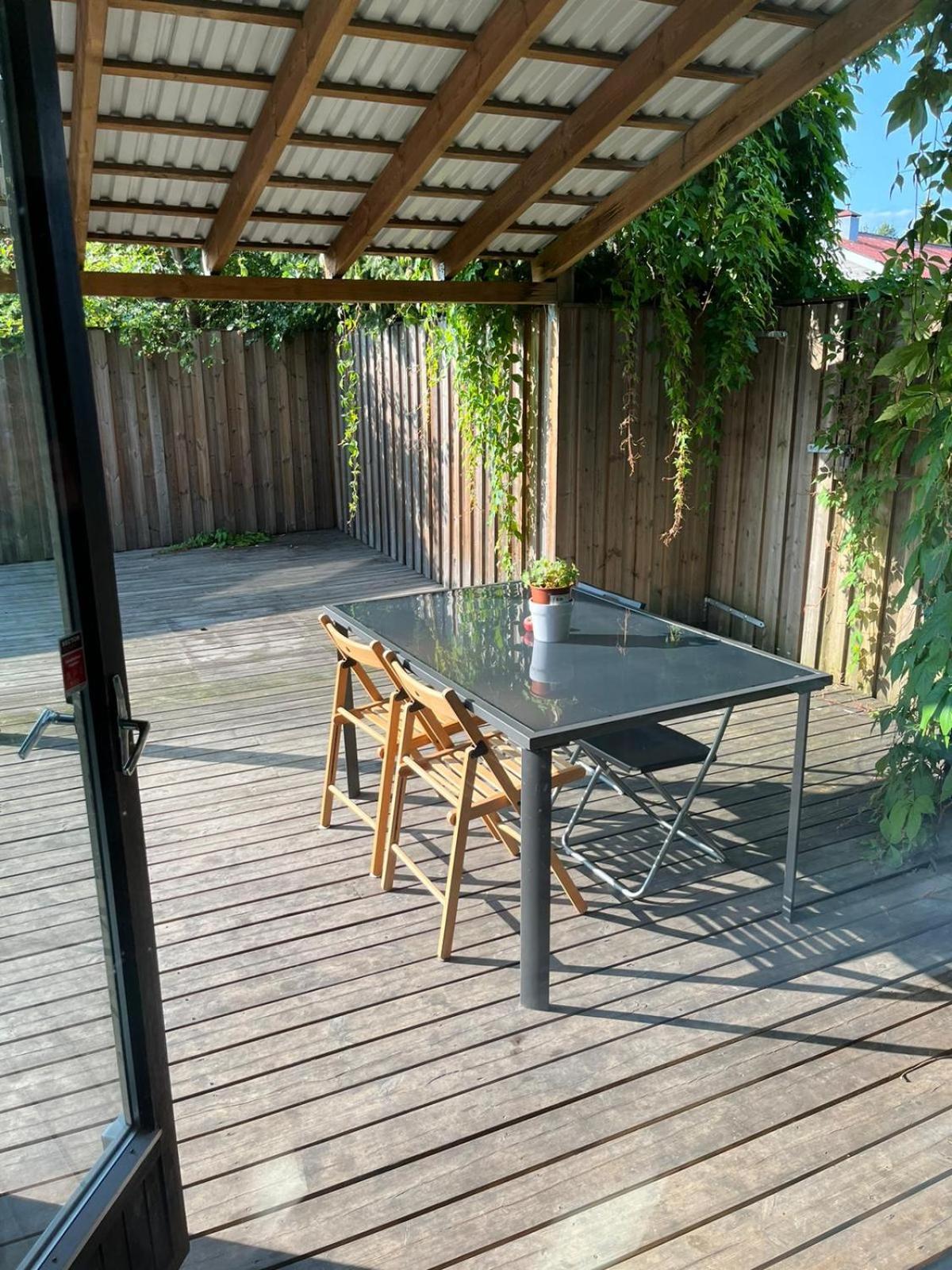 Full Privacy Townhome In Oslo With Wifi 外观 照片