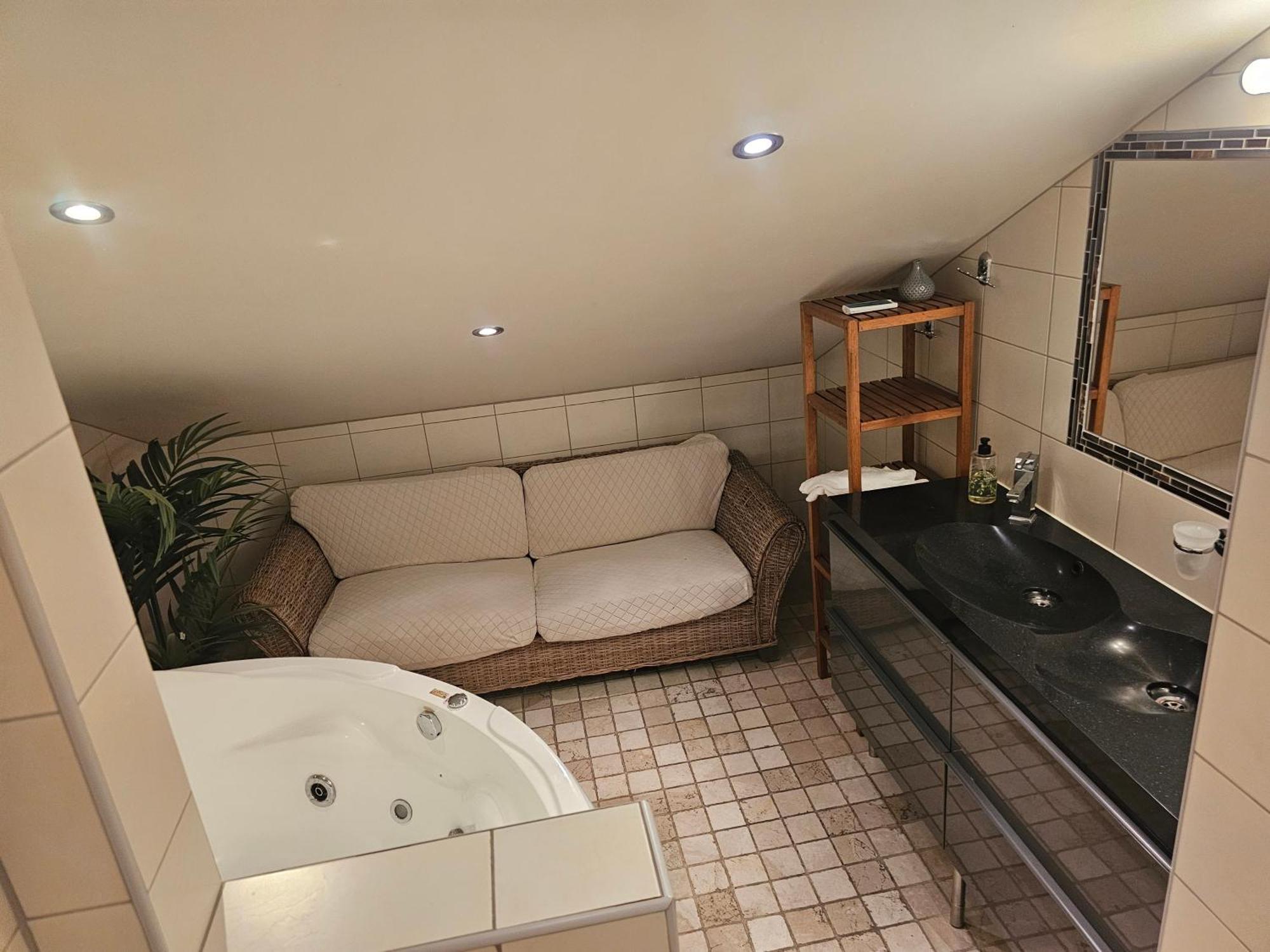 Full Privacy Townhome In Oslo With Wifi 外观 照片