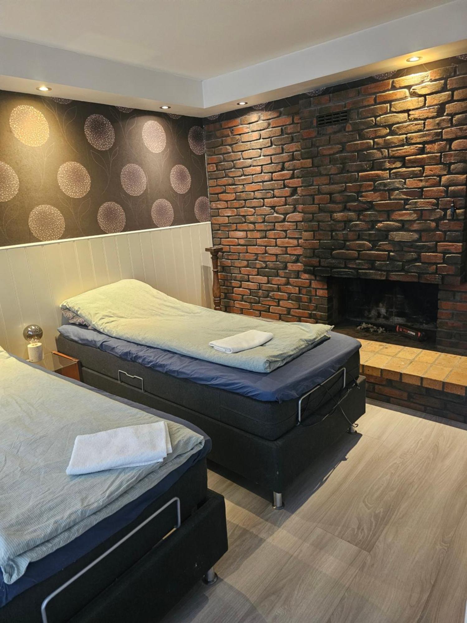 Full Privacy Townhome In Oslo With Wifi 外观 照片