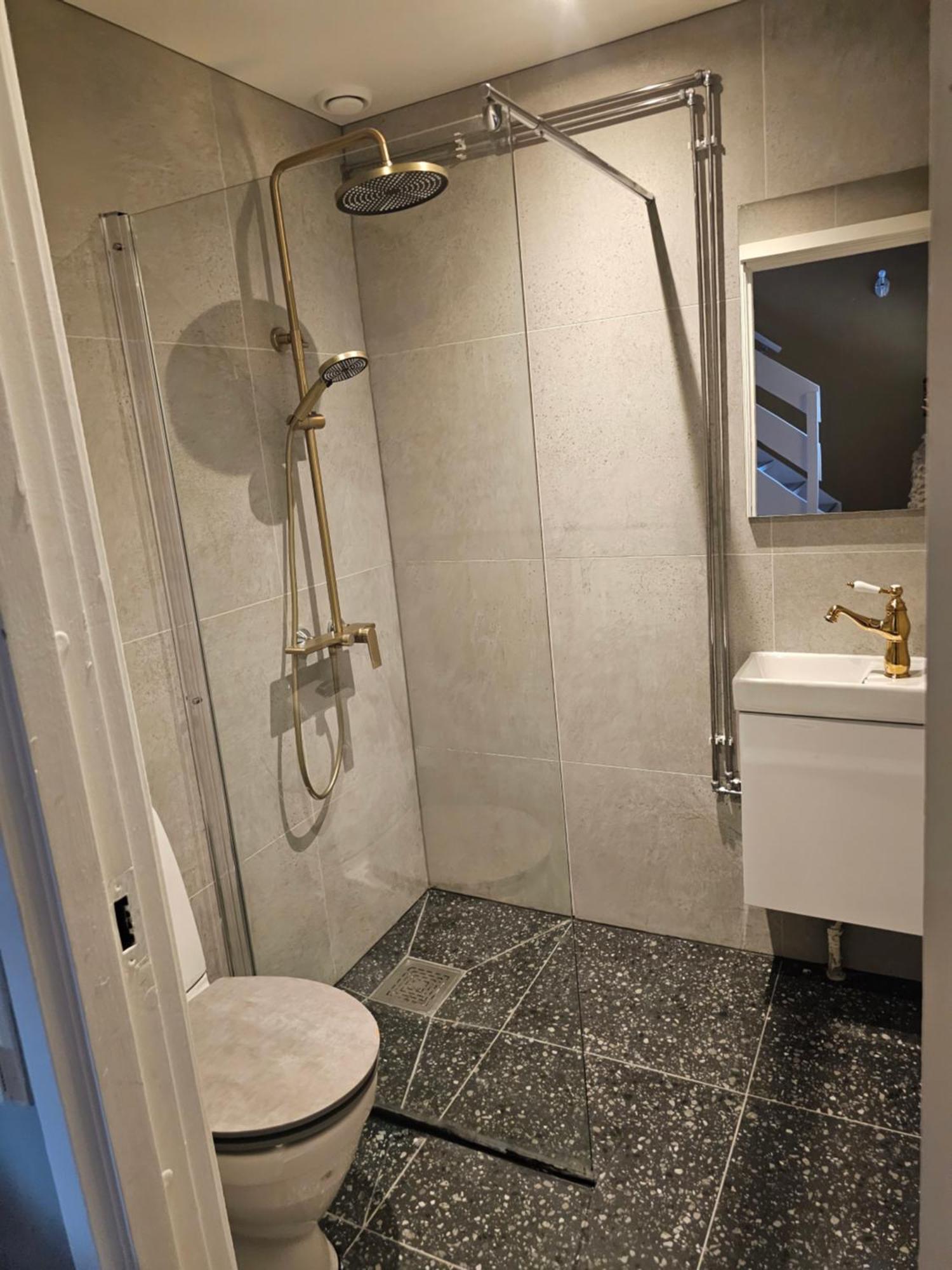 Full Privacy Townhome In Oslo With Wifi 外观 照片