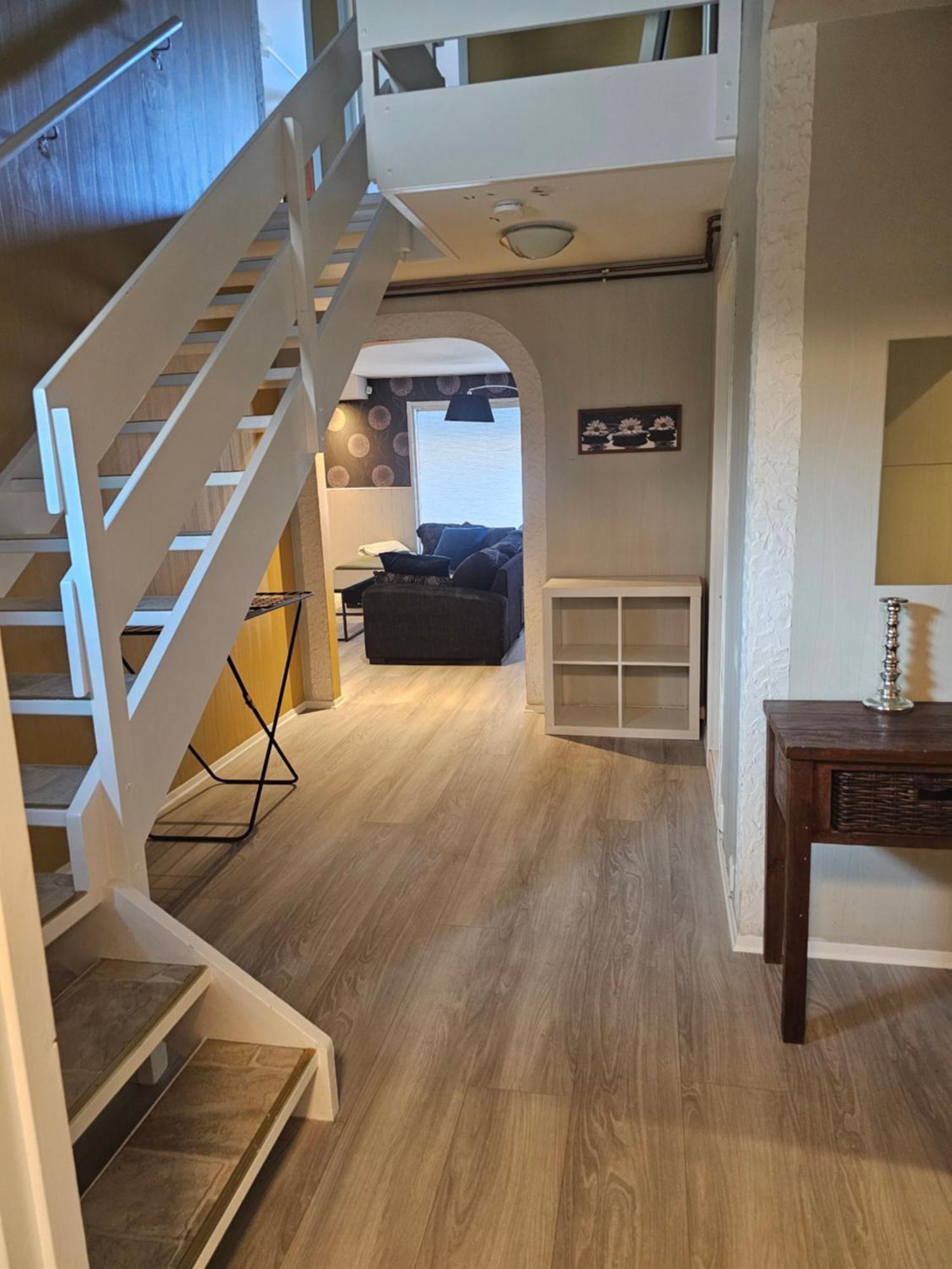 Full Privacy Townhome In Oslo With Wifi 外观 照片