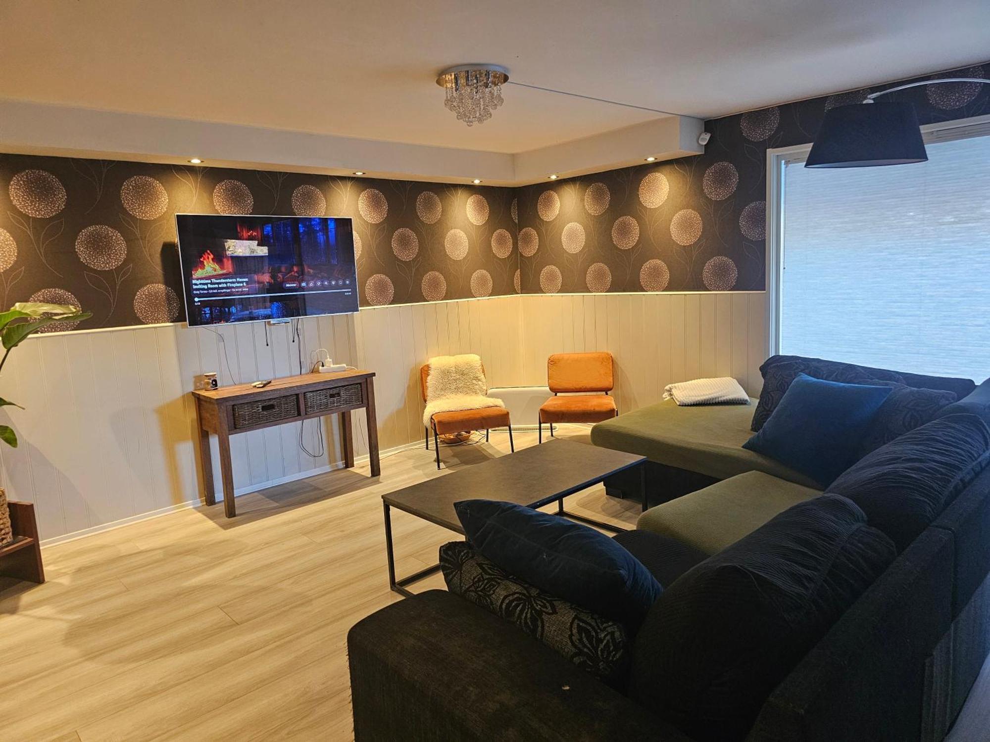 Full Privacy Townhome In Oslo With Wifi 外观 照片